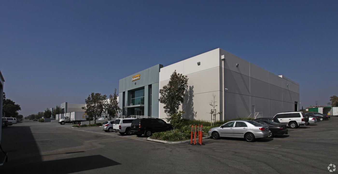Bldg 2 photo 3