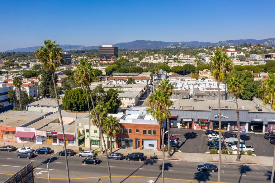 Gitlen Law Bldg. 2917 Santa Monica Blvd photo 3