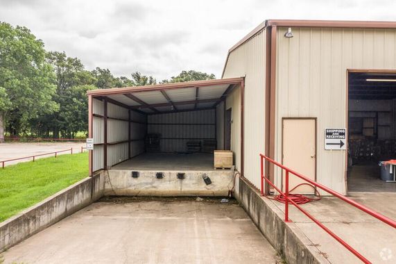 JPJ Property Group Park - 17,400 SF Available 113 Temple Hall Hwy