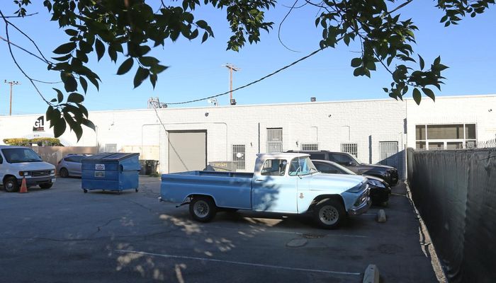 Warehouse Space for Rent at 9030 Owensmouth Ave Canoga Park, CA 91304 - #5