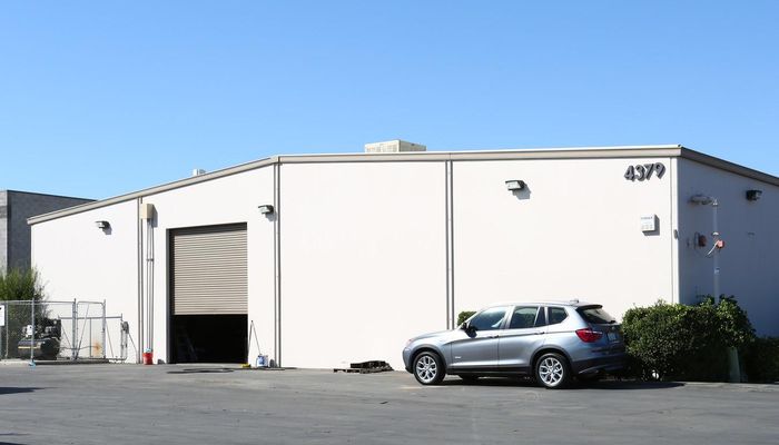 Warehouse Space for Rent at 4377-4379 N Brawley Ave Fresno, CA 93722 - #9