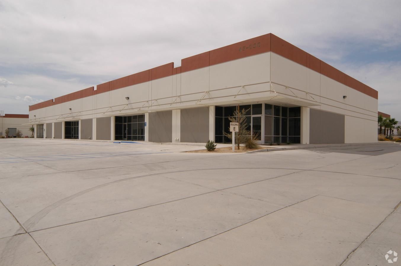 Industrial Property For Lease photo 4