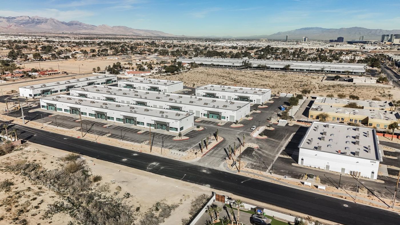 Dean Martin Commerce Center photo 3