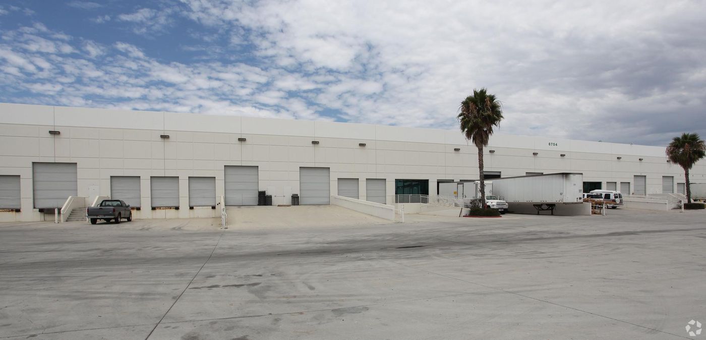 Bldg C photo 4
