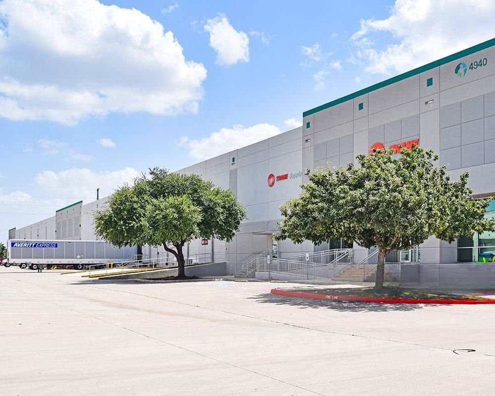 4940 Eisenhauer Road photo 1
