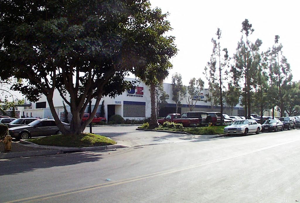 15312 Connector Lane photo 1