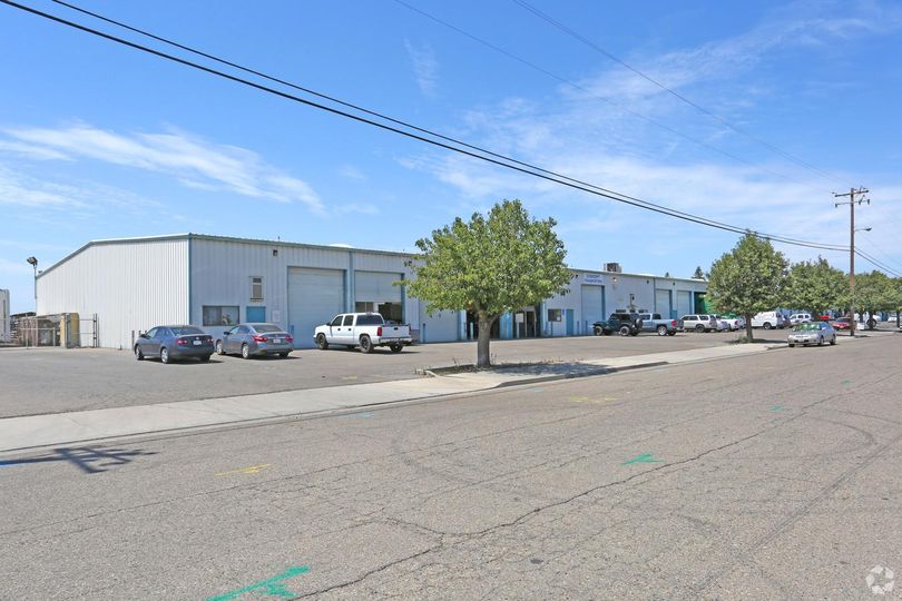 Truck Service Center