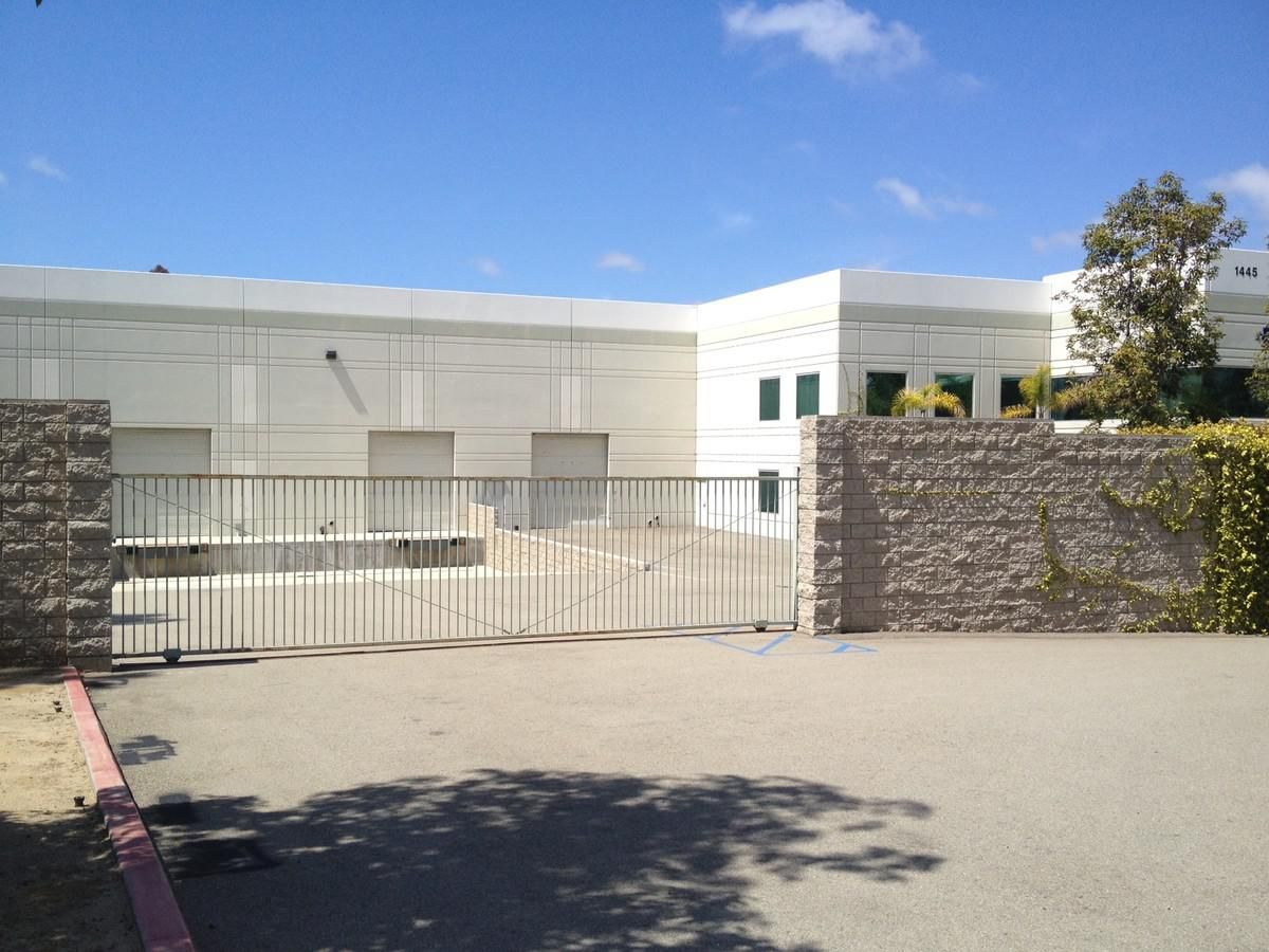 Bldg A photo 2