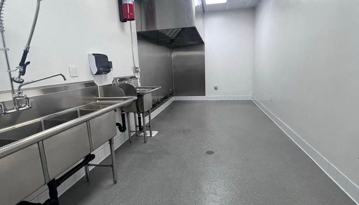 Warehouse Space for Rent at 1100 E 14TH PL Los Angeles, CA 90021 - #9