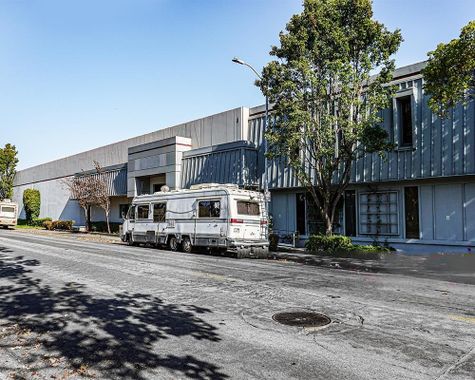 Polvorosa Business Park - 2300 Polvorosa Avenue