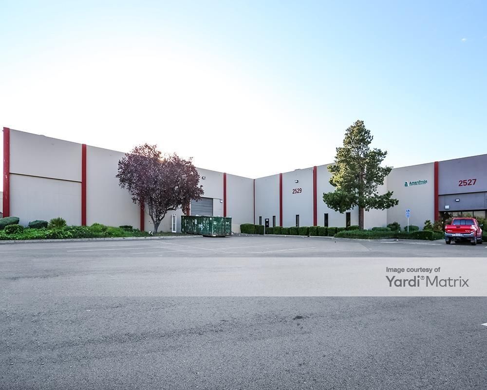 San Leandro Distribution Center photo 3