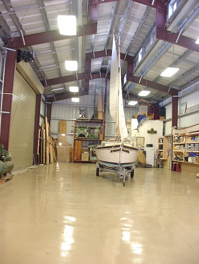 Clean Warehouse - Large Lot photo 3