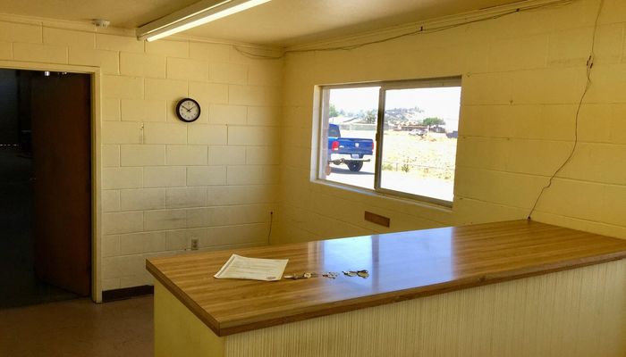 Warehouse Space for Rent at 749 N Plano St Porterville, CA 93257 - #9
