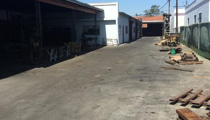 Warehouse Space for Sale at 7421-7423 Varna Ave North Hollywood, CA 91605 - #4