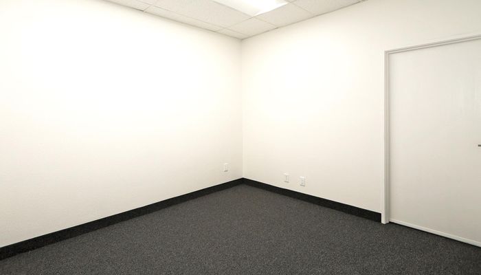 Warehouse Space for Rent at 75161 Sego Lane Palm Desert, CA 92211 - #4