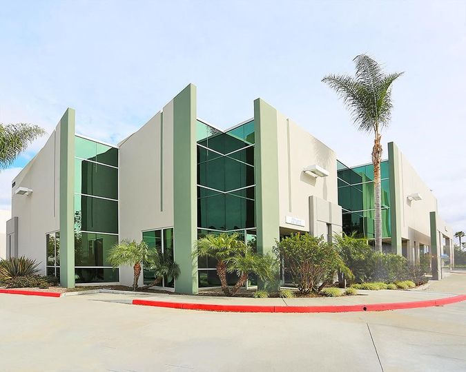 Oaks East Business Center