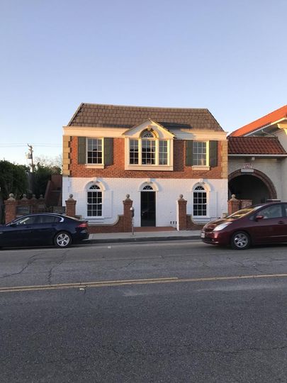 Office/Retail Property For Lease