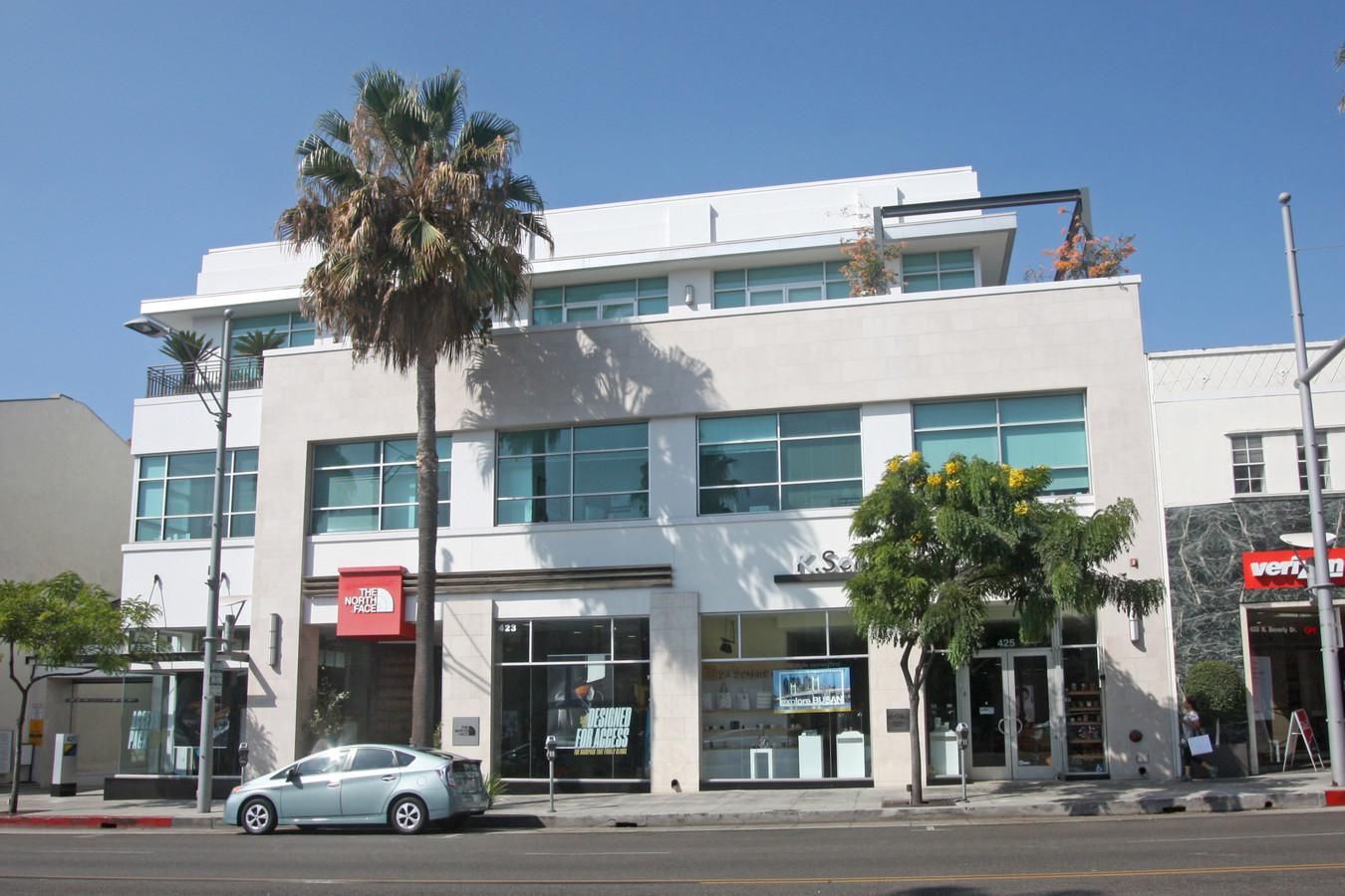 High Profile Retail For Lease photo 1