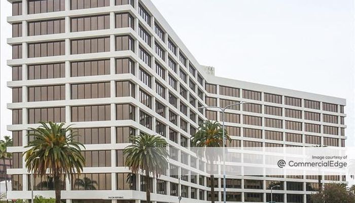 Office Space for Rent at 8383 Wilshire Blvd Beverly Hills, CA 90211 - #5