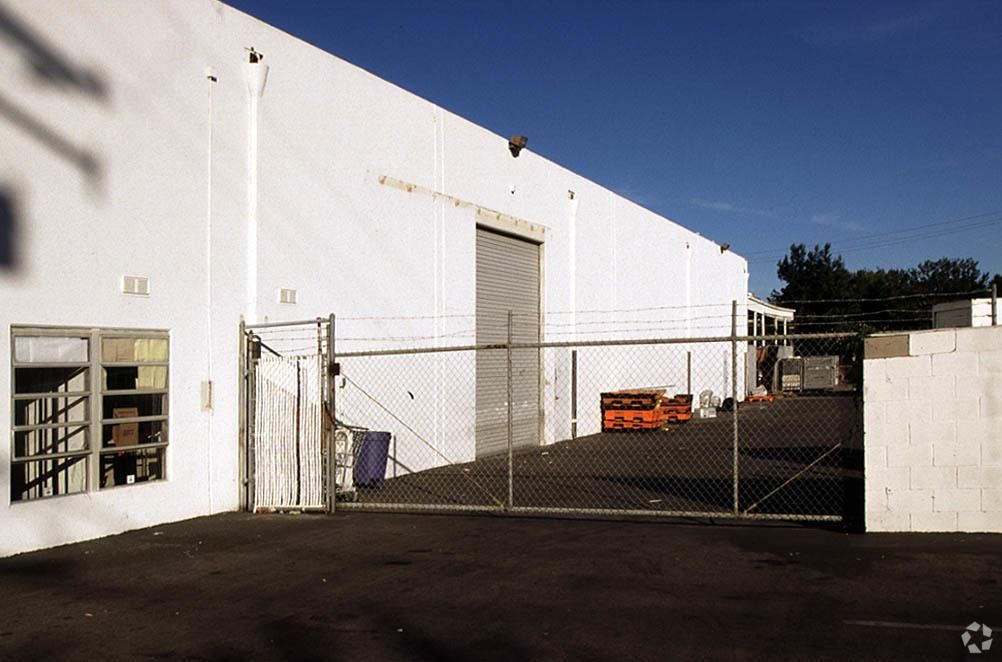 Industrial Property For Lease photo 2
