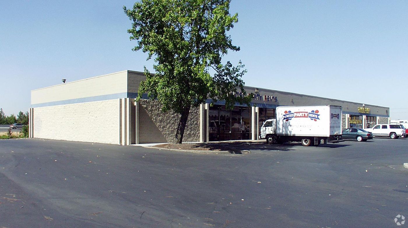 Industrial Property For Lease photo 1