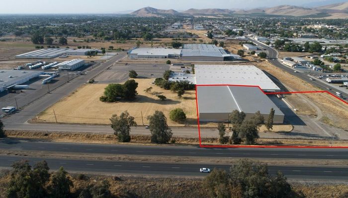 Warehouse Space for Rent at 90 West Poplar Ave Porterville, CA 93257 - #2