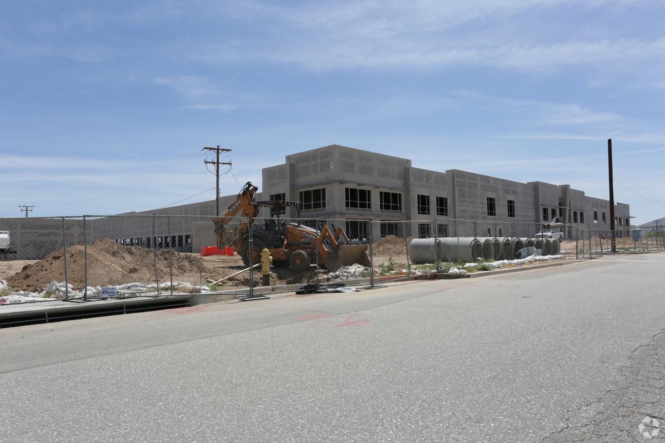 Distribution Centre 26 photo 3