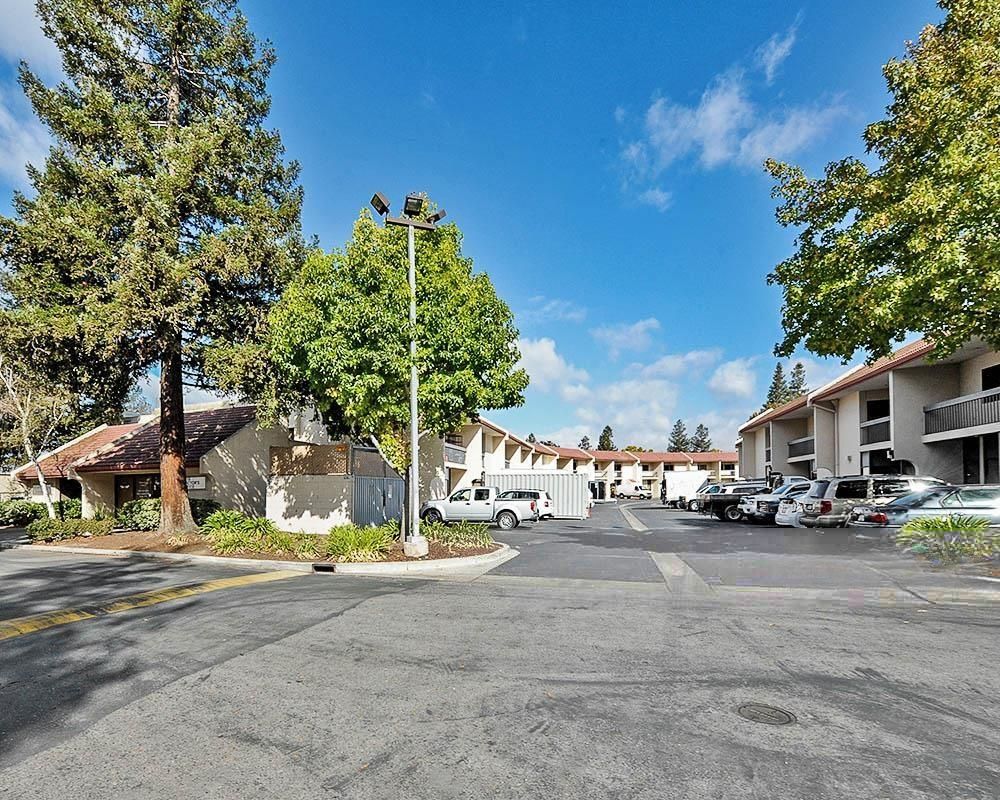 Oakland Road Business Park photo 3
