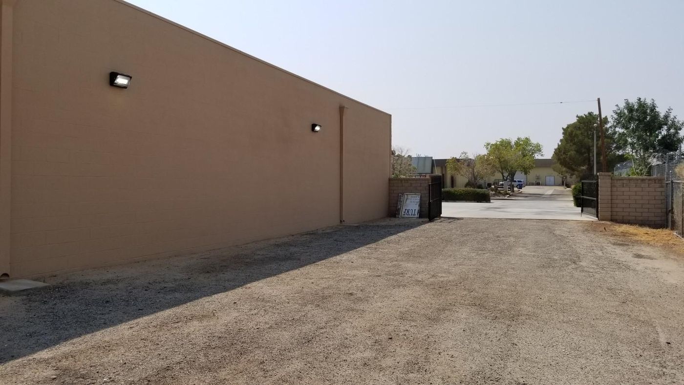 Industrial Property For Lease photo 4
