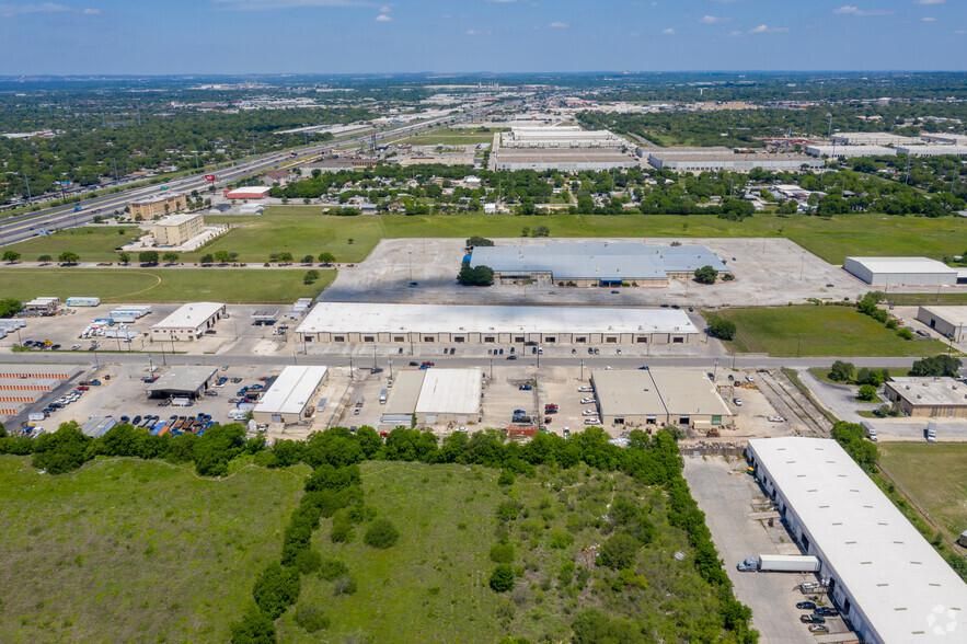 Center Park 4727-4751 Center Park Blvd photo 3