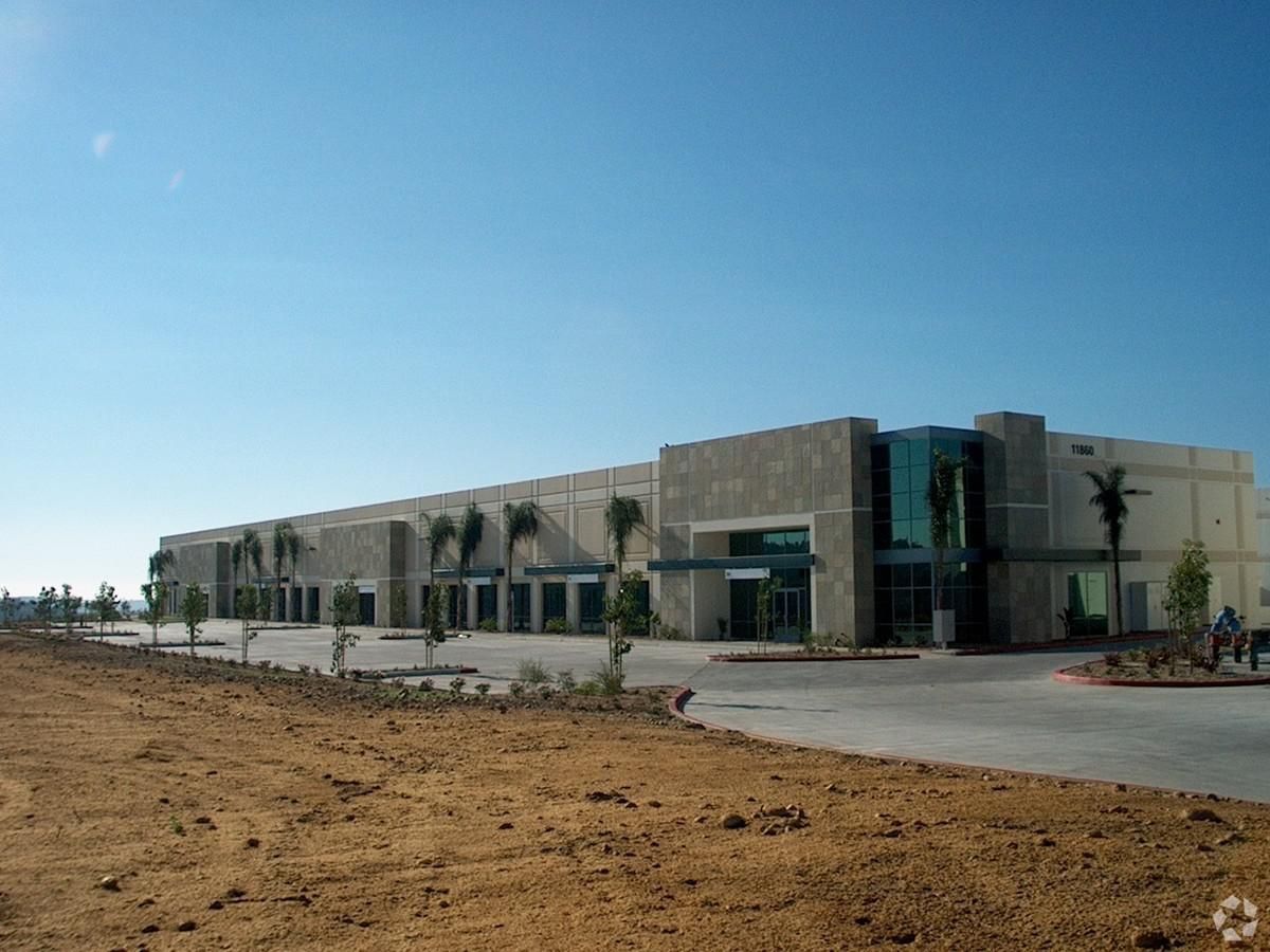 Bldg C photo 3