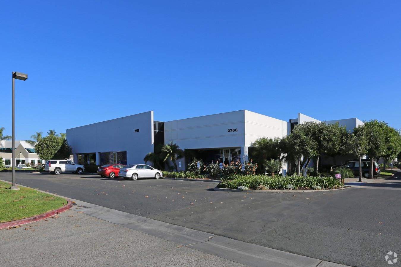 Executive Office Property For Lease photo 1