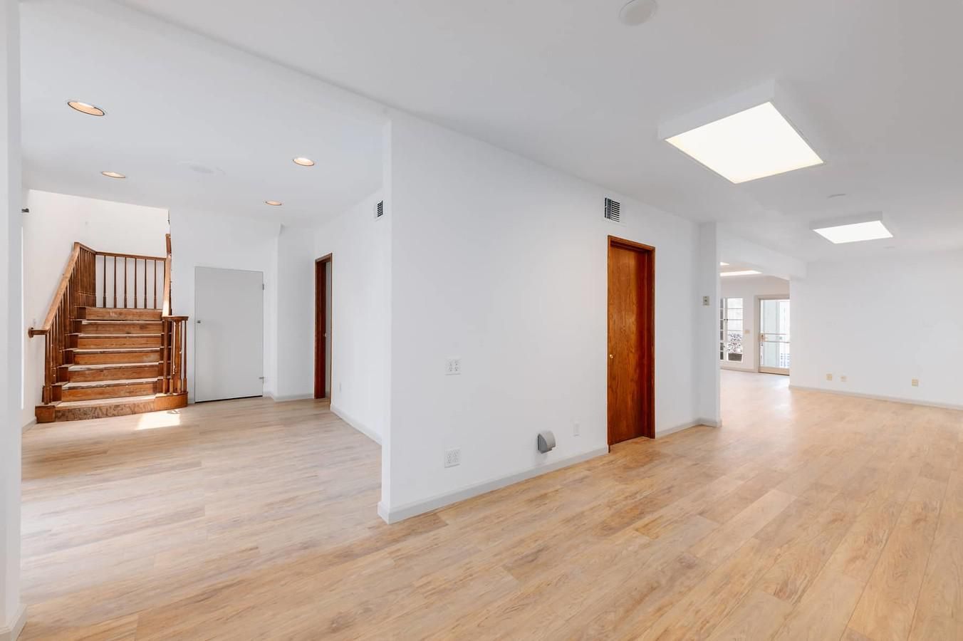 Office Property For Lease photo 1