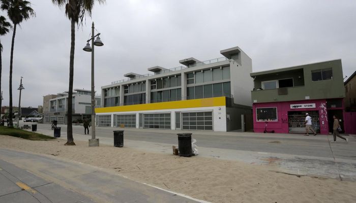 Office Space for Rent at 701 Ocean Front Walk Venice, CA 90291 - #14