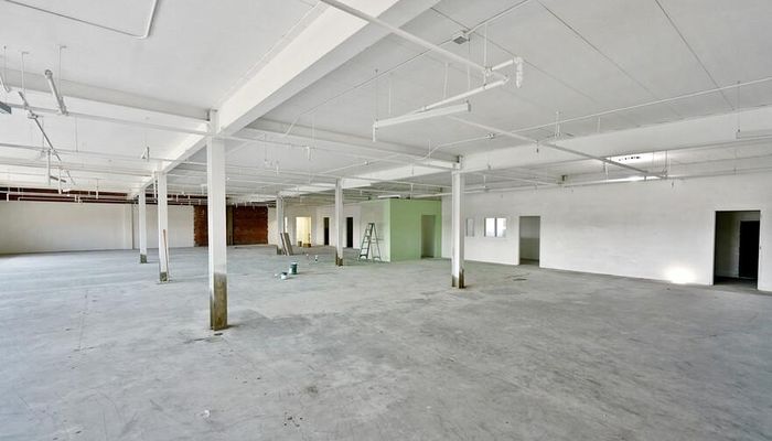 Warehouse Space for Rent at 6007 S St Andrews Pl Los Angeles, CA 90047 - #10