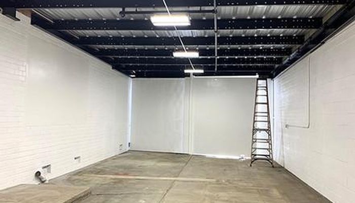 Warehouse Space for Rent at 1516 E Adams Blvd Los Angeles, CA 90011 - #4