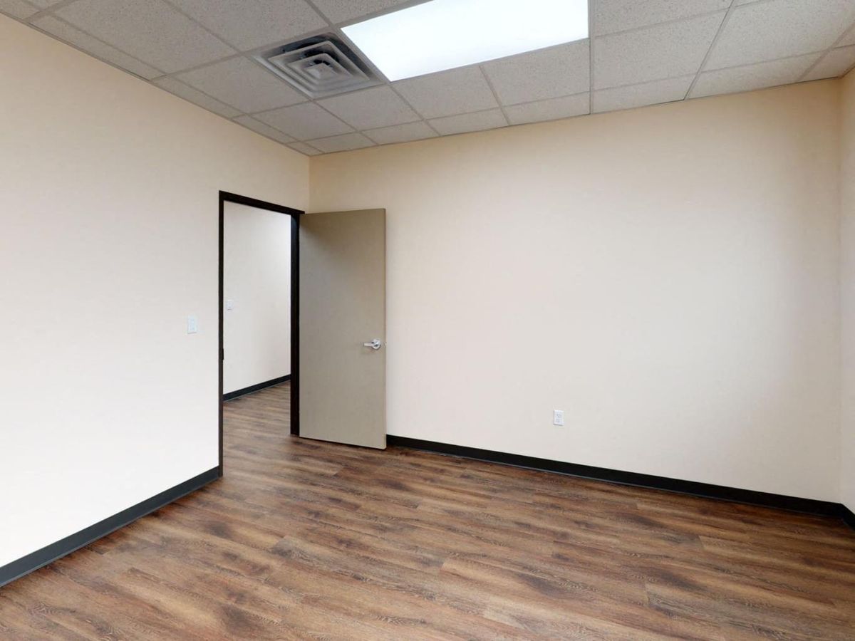 449 Flato Rd - Kingpin Industrial park photo 4