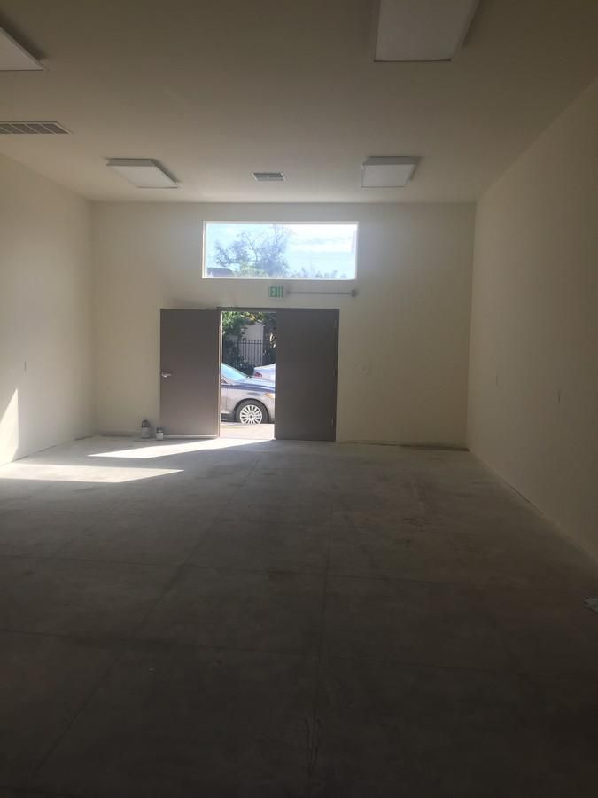 2005 Hooper Avenue, Los Angeles, CA photo 4