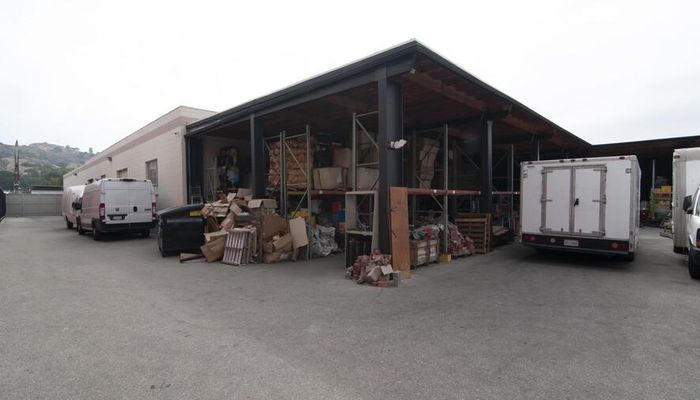 Warehouse Space for Rent at 9281 Borden Ave Sun Valley, CA 91352 - #5