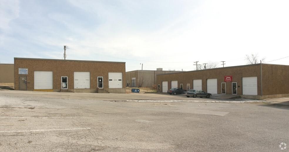 Davestates Industrial Park 2301-2321 Blue Smoke Ct N photo 4