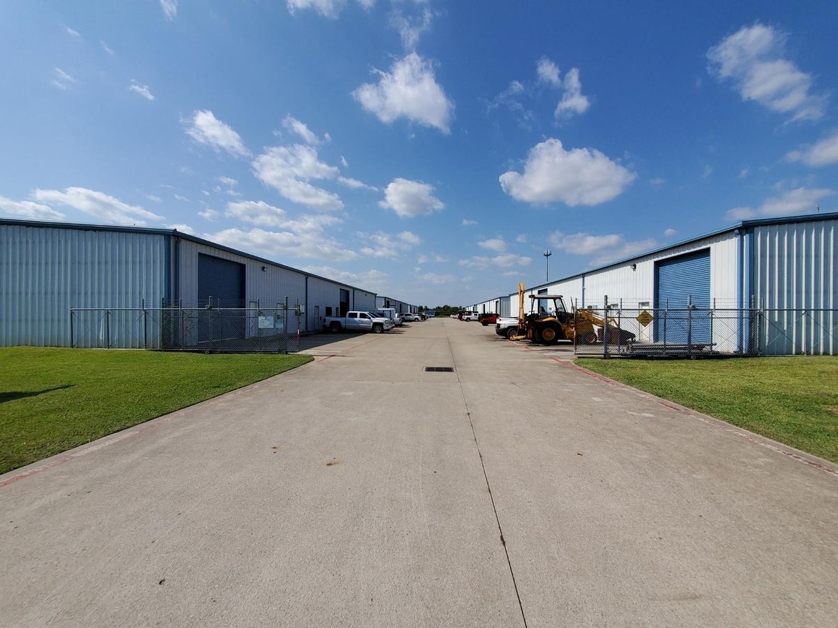 Baywood Commercial Park photo 2