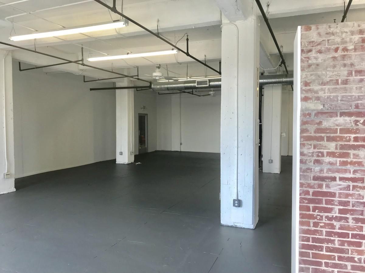 Creative Office in the Heart of Arts District photo 2