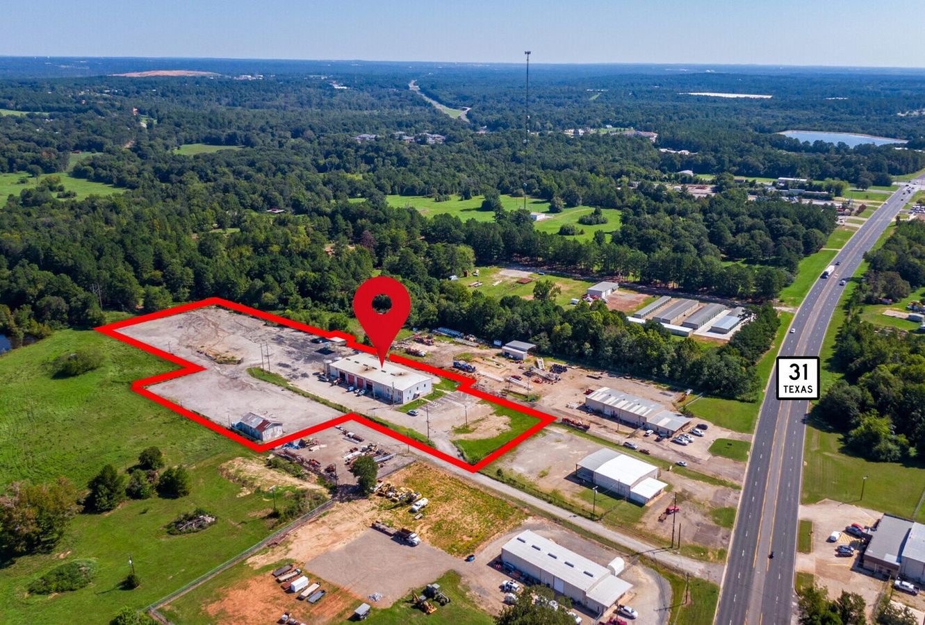 13,500 SF on 5.04 Acres photo 2