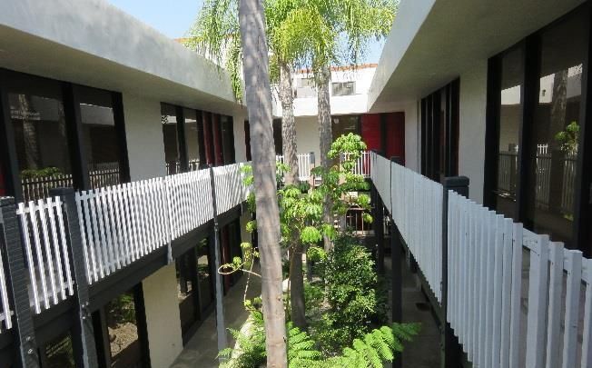 Santa Monica Small Spaces for Lease photo 2