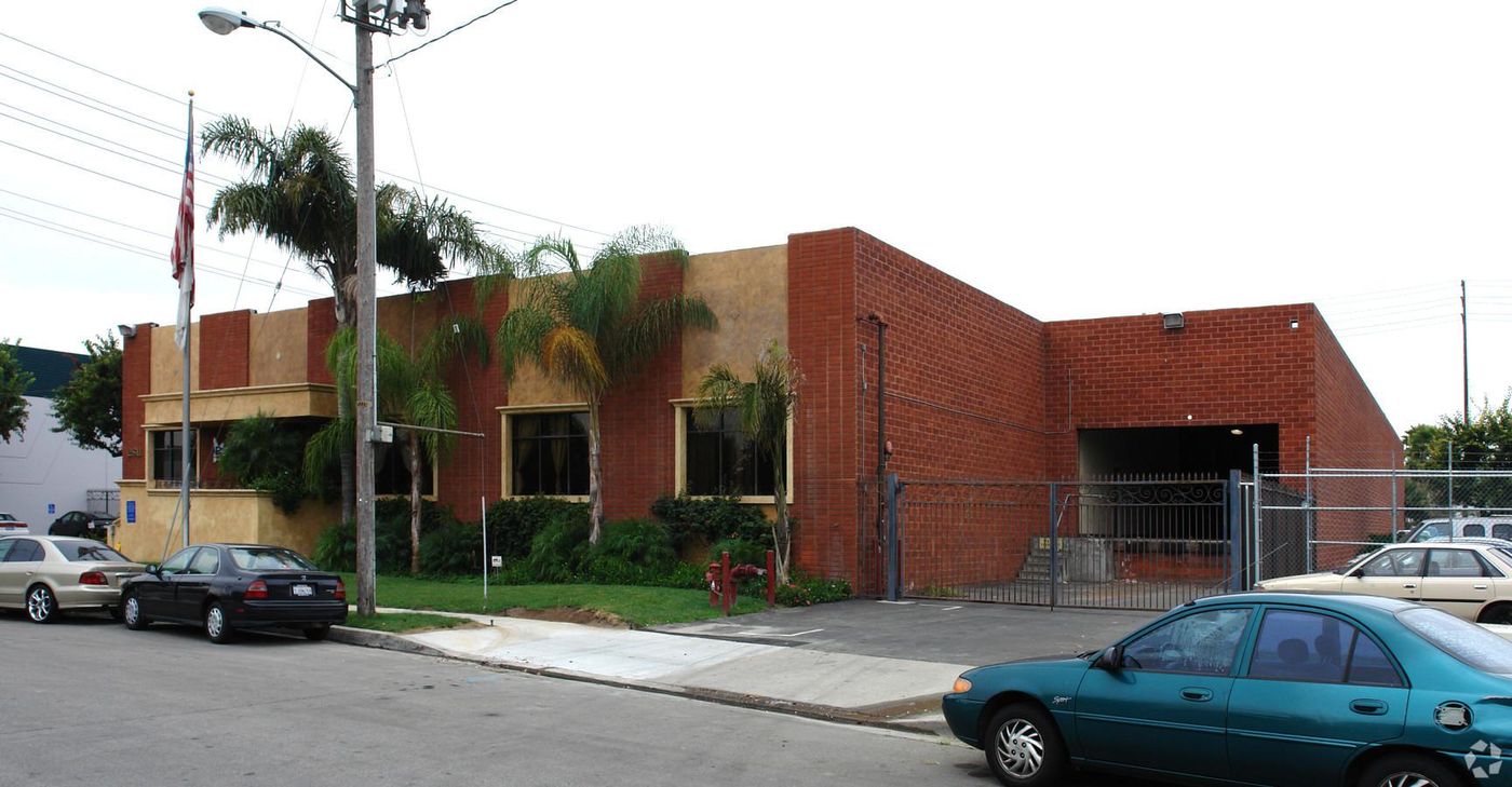 Industrial Property For Lease photo 1