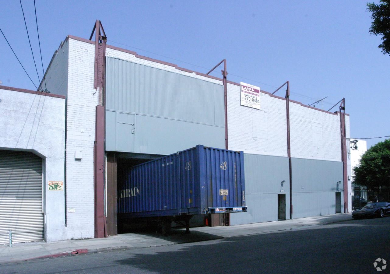 Industrial Property For Lease photo 1