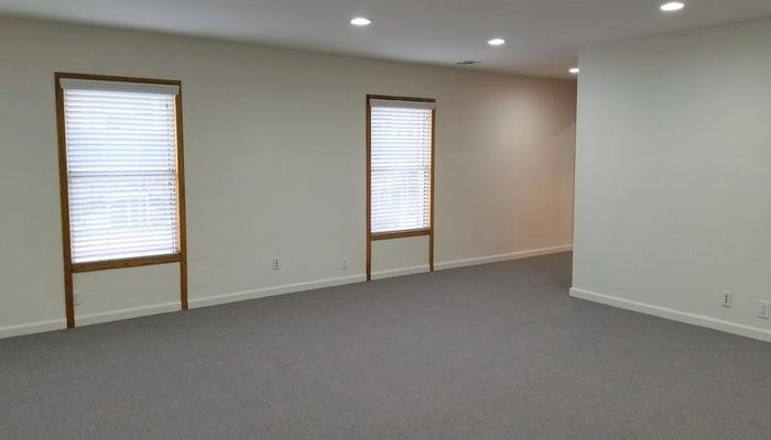 Office Space for Rent at 335-341 Washington Blvd Venice, CA 90292 - #14