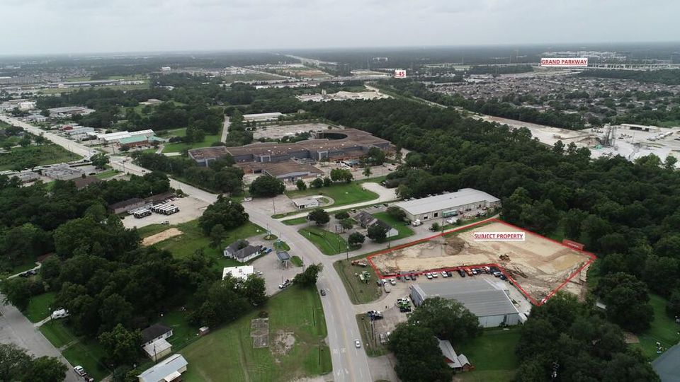 Building A 612 Spring Cypress Rd