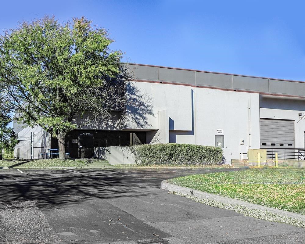 Montbello Industrial Park - Bldg. 11 photo 4
