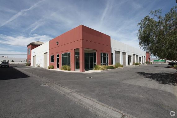 4550-4560 Donovan Way